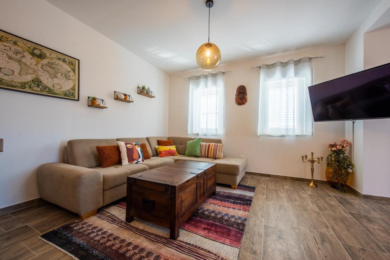 Kaštela Apartman Paula מראה חיצוני תמונה